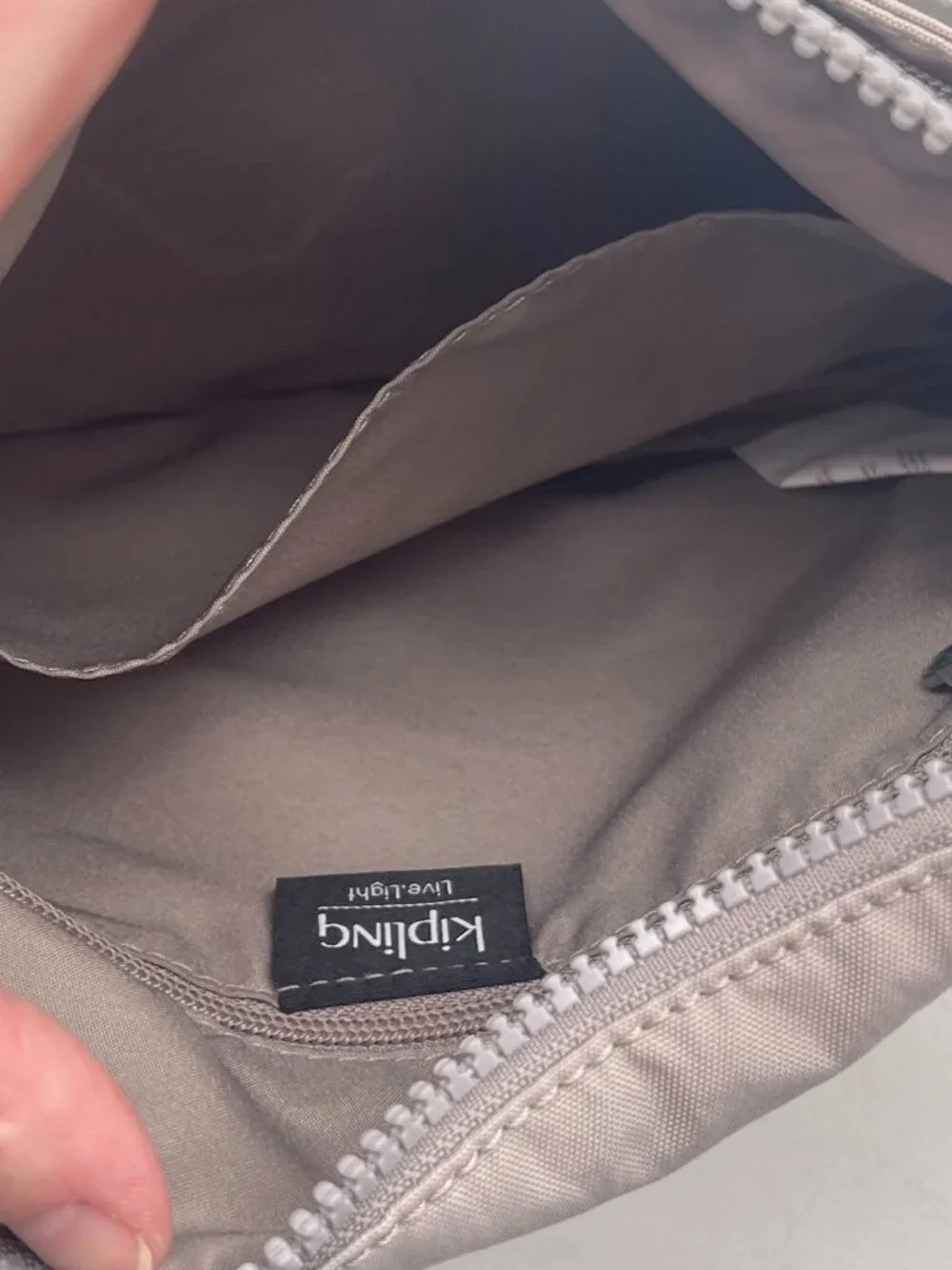 Kipling sebastian crossbody